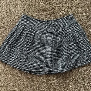 Classic Black and White Plaid Skirt